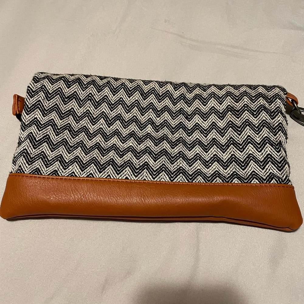 Roxy clutch